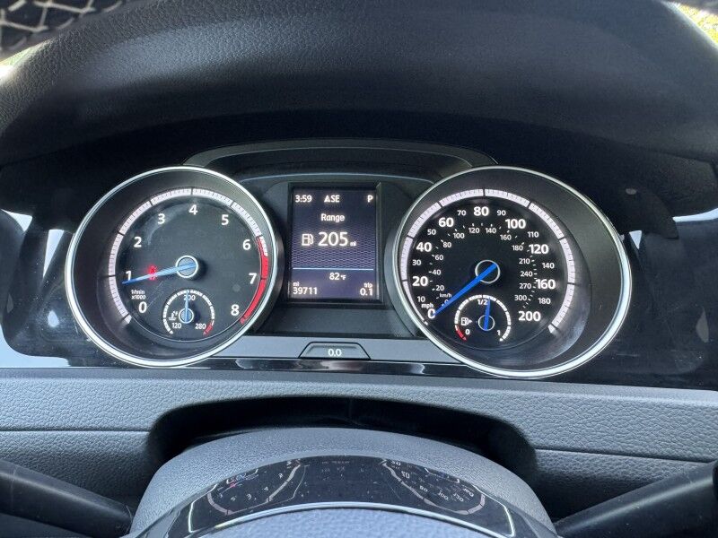 2017 Volkswagen Golf R Willow Grove PA