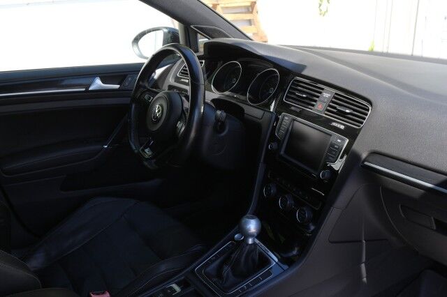 2017 Volkswagen Golf R AWD 6 spd Manual DCC NAV Knoxville TN