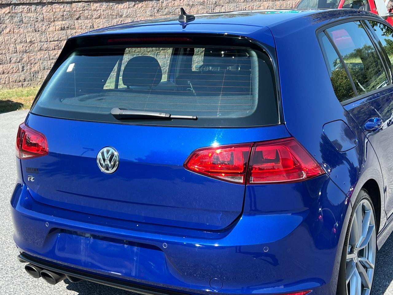2017 Volkswagen Golf R DCC &amp; Navigation 4Motion Hagerstown MD
