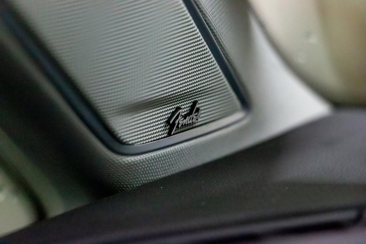 2017 Volkswagen Golf SportWagen 4Motion Highline Leather Roof Nav Red Deer AB