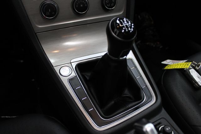 2017 Volkswagen Golf TSI Wolfsburg Edition 4-Door Chantilly VA