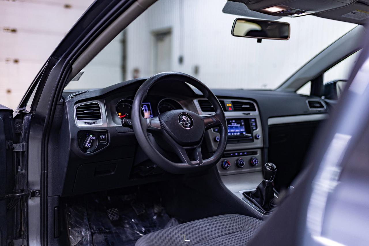 2017 Volkswagen Golf Trendline Manual BCam Red Deer AB