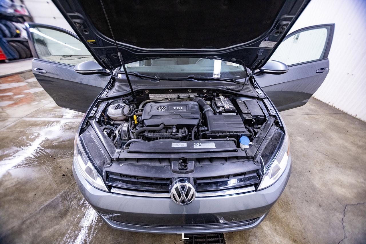 2017 Volkswagen Golf Trendline Manual BCam Red Deer AB