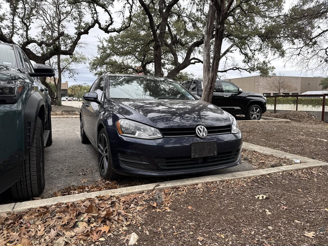 2017 Volkswagen Golf Wolfsburg