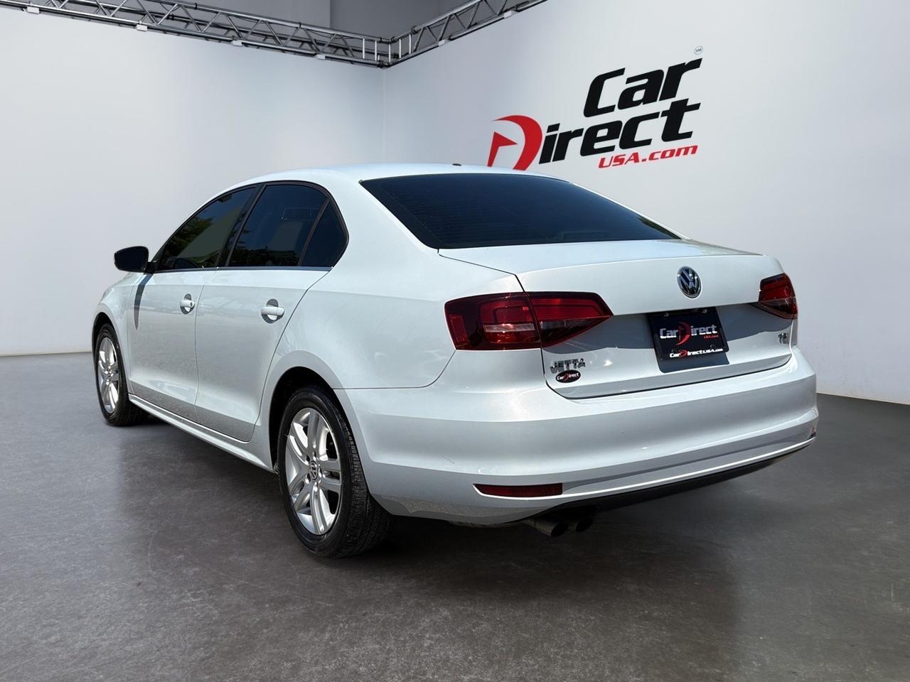 2017 Volkswagen Jetta 1.4T S, BLUETOOTH, BACKUP CAMERA WITH PARKING SENSORS, POWER TRUNK, KEYLESS ENTRY, ONLY 40K MILES, CLEAN CARFAX, THIS SEDAN IS READY FOR YOU TO TAKE THE KEYS! Virginia Beach VA