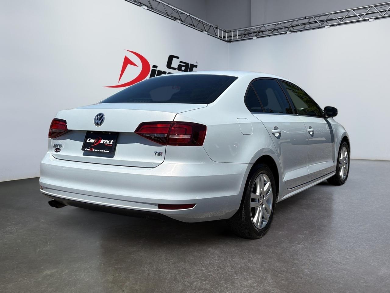 2017 Volkswagen Jetta 1.4T S, BLUETOOTH, BACKUP CAMERA WITH PARKING SENSORS, POWER TRUNK, KEYLESS ENTRY, ONLY 40K MILES, CLEAN CARFAX, THIS SEDAN IS READY FOR YOU TO TAKE THE KEYS! Virginia Beach VA