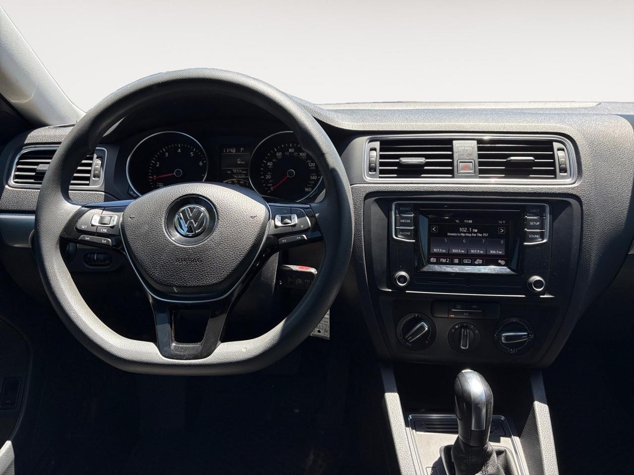 2017 Volkswagen Jetta 1.4T S, BLUETOOTH, BACKUP CAMERA WITH PARKING SENSORS, POWER TRUNK, KEYLESS ENTRY, ONLY 40K MILES, CLEAN CARFAX, THIS SEDAN IS READY FOR YOU TO TAKE THE KEYS! Virginia Beach VA