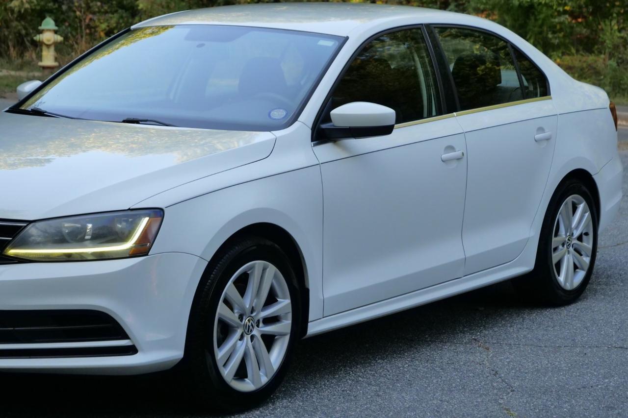2017 Volkswagen Jetta 1.4T S / Power Windows & Locks / Back Up Camera Lincolnton NC