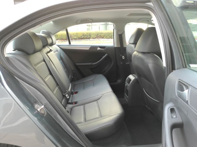 2017 Volkswagen Jetta 1.4T SE 6A Plano TX