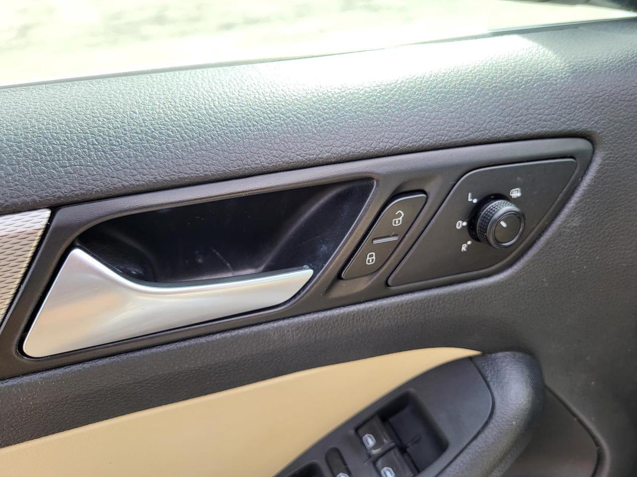 2017 Volkswagen Jetta 1.4T SE Auto Beeville TX