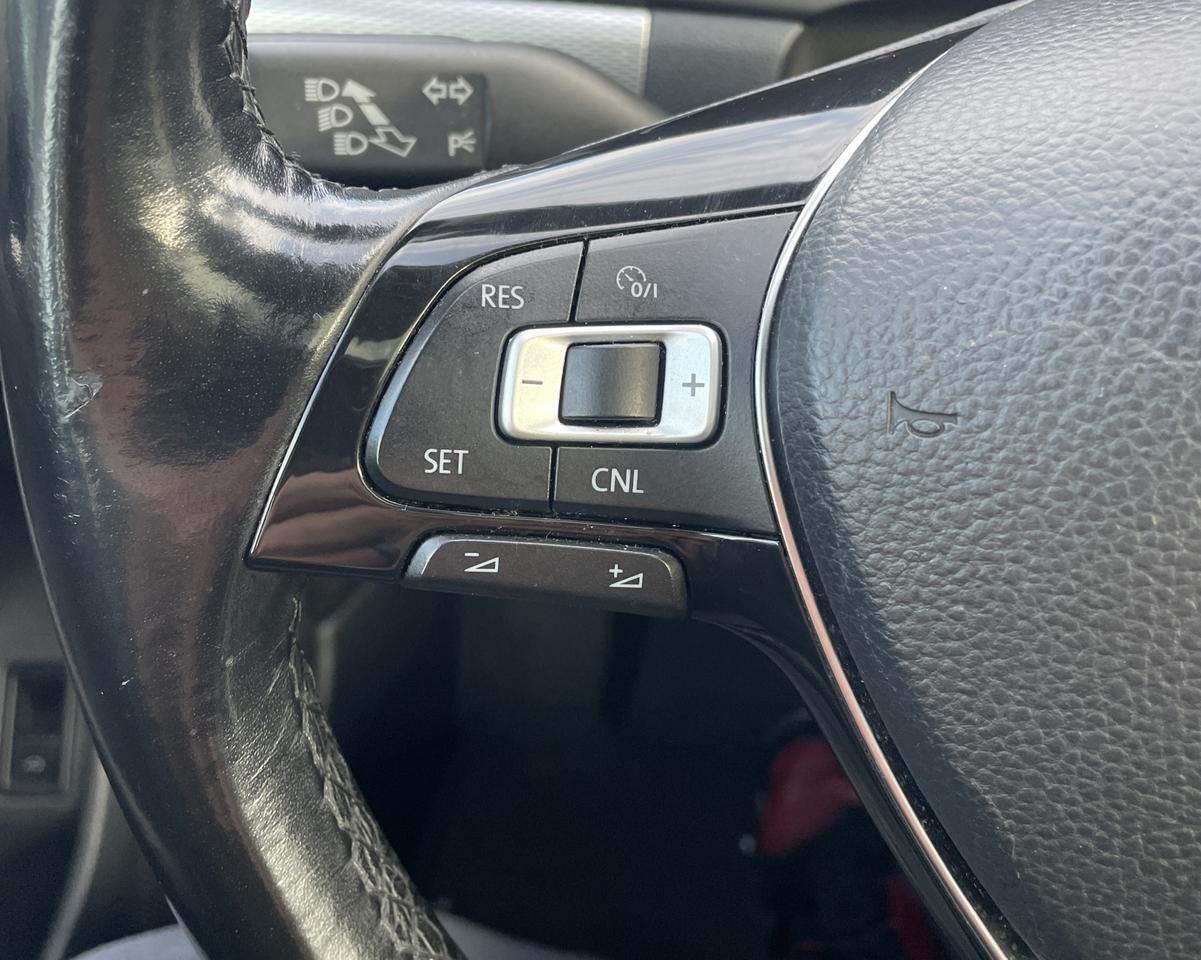 2017 Volkswagen Jetta 1.4T SE Sedan 4D