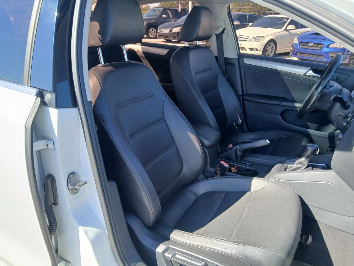 2017 Volkswagen Jetta 1.4T SE Sedan 4D Maitland FL