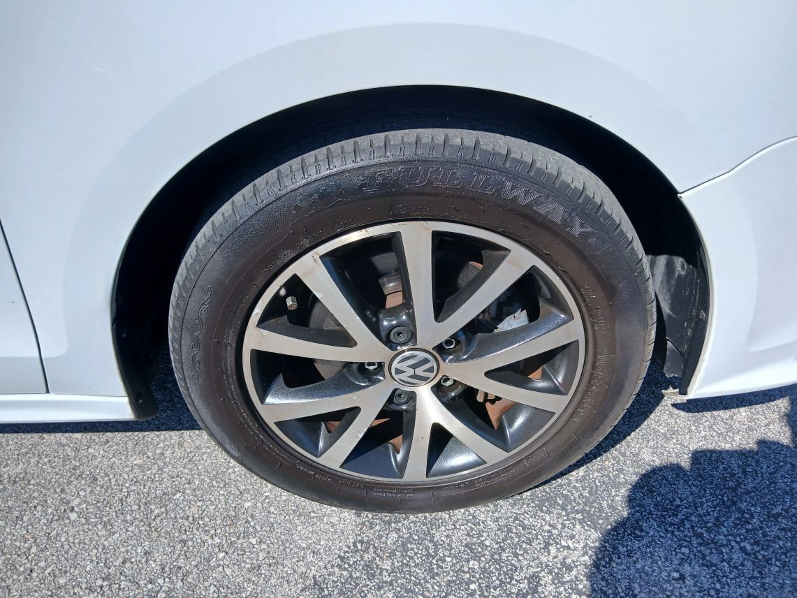 2017 Volkswagen Jetta 1.4T SE Sedan 4D Maitland FL