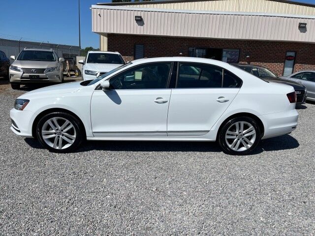 2017 Volkswagen Jetta 1.8T SEL Premium photo 9