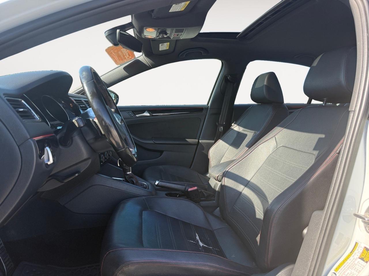 2017 Volkswagen Jetta GLI, BACKUP CAMERA, HEATED SEATS, SUNROOF, APPLE CARPLAY/ANDROID AUTO, HEATED MIRRORS, KEYLESS START, THIS COULD BE YOUR DREAM CAR! Norfolk VA