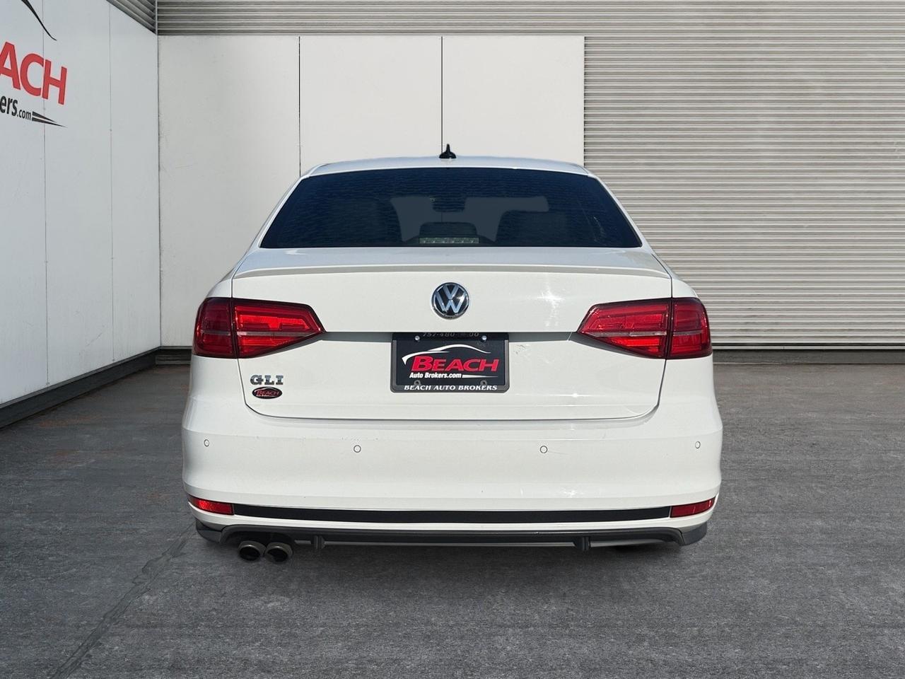2017 Volkswagen Jetta GLI, BACKUP CAMERA, HEATED SEATS, SUNROOF, APPLE CARPLAY/ANDROID AUTO, HEATED MIRRORS, KEYLESS START, THIS COULD BE YOUR DREAM CAR! Norfolk VA
