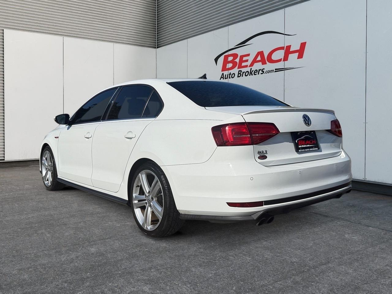 2017 Volkswagen Jetta GLI, BACKUP CAMERA, HEATED SEATS, SUNROOF, APPLE CARPLAY/ANDROID AUTO, HEATED MIRRORS, KEYLESS START, THIS COULD BE YOUR DREAM CAR! Norfolk VA
