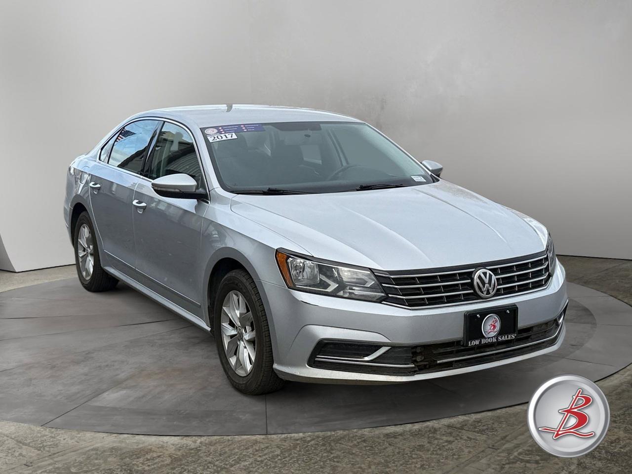 2017 Volkswagen PASSAT 1.8T S
