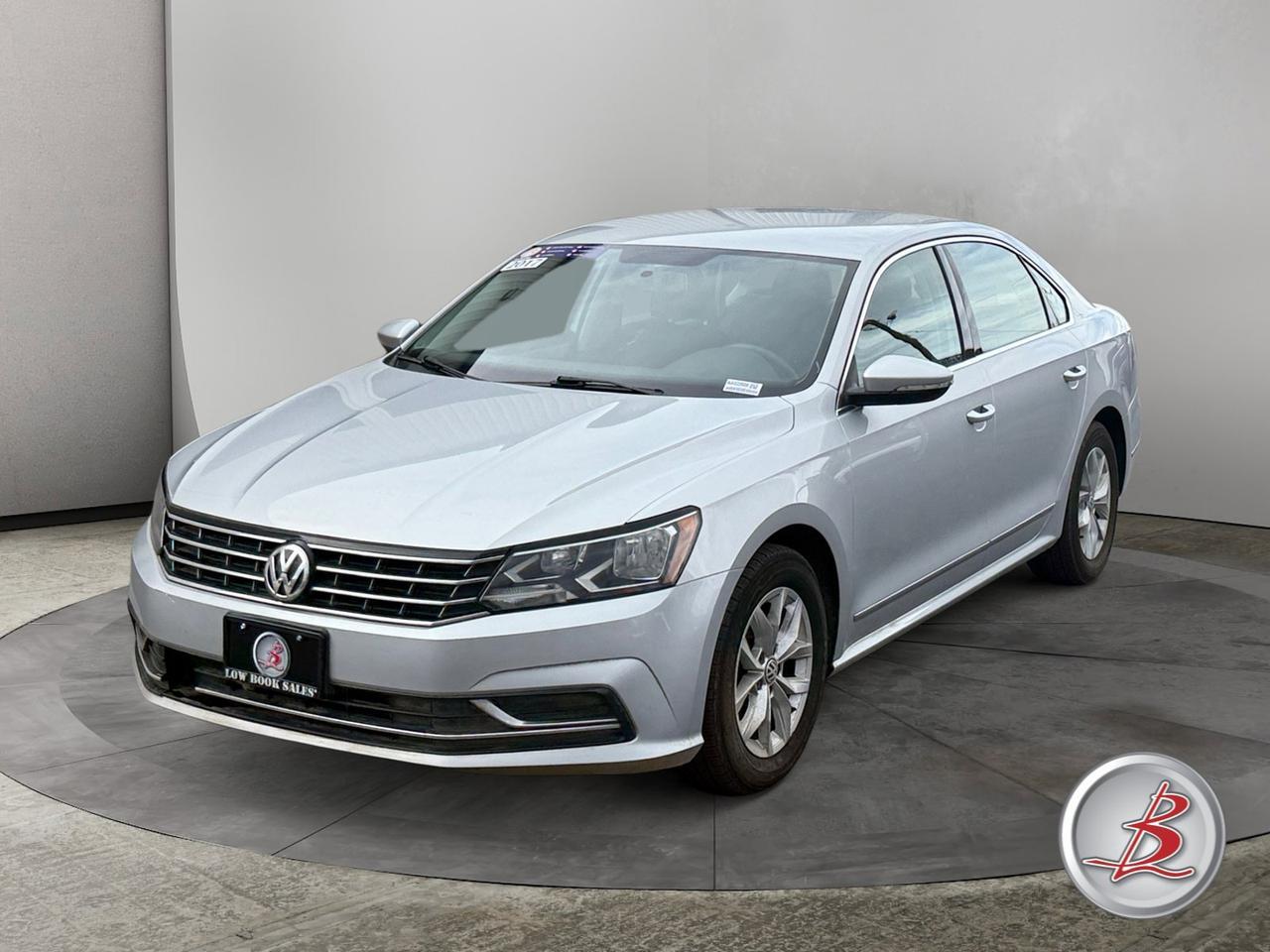 2017 Volkswagen PASSAT 1.8T S