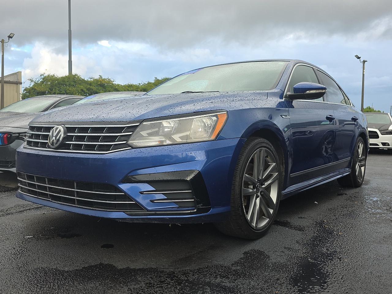 2017 Volkswagen Passat 1.8T R-Line Mobile AL
