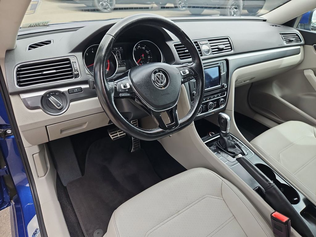 2017 Volkswagen Passat 1.8T R-Line Gresham OR