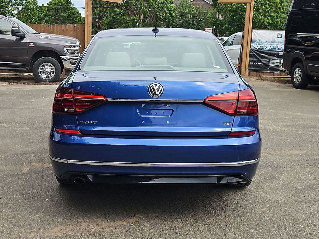 2017 Volkswagen Passat 1.8T R-Line Gresham OR