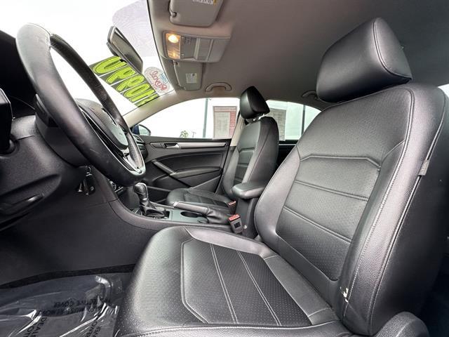 2017 Volkswagen Passat 1.8T R-Line Tucson AZ