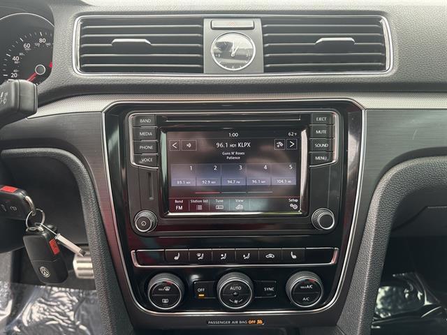 2017 Volkswagen Passat 1.8T R-Line Tucson AZ