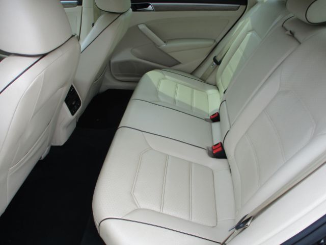 2017 Volkswagen Passat 1.8T SE Florence KY
