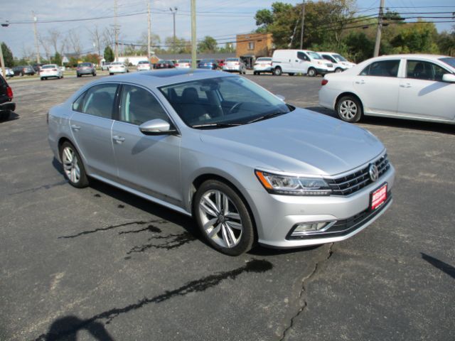 2017 Volkswagen Passat 1.8T SE