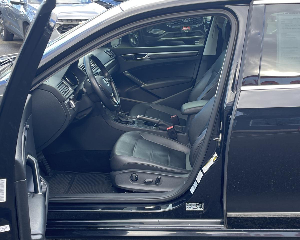 2017 Volkswagen Passat 1.8T SE Sedan 4D Port Orchard WA