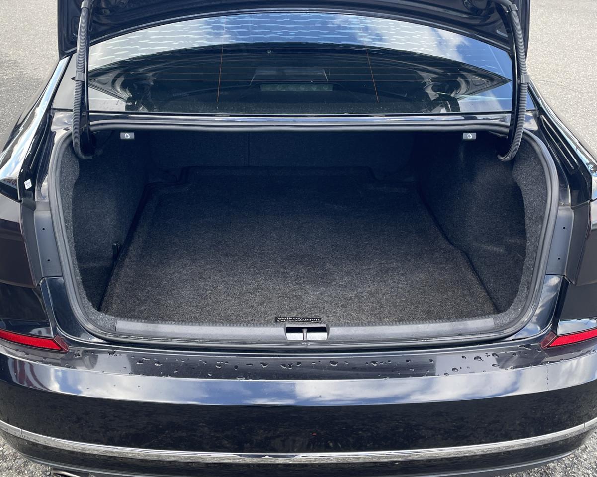 2017 Volkswagen Passat 1.8T SE Sedan 4D Port Orchard WA