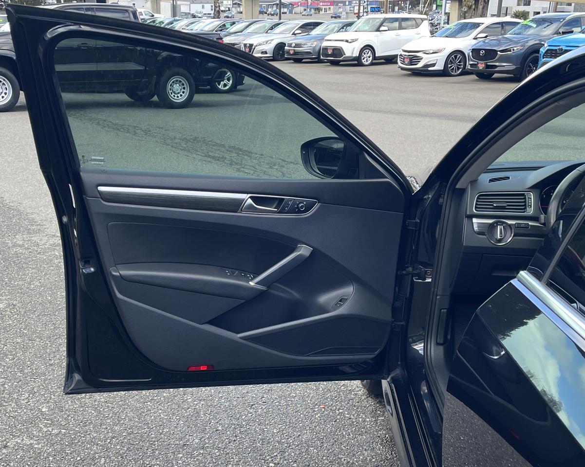2017 Volkswagen Passat 1.8T SE Sedan 4D Port Orchard WA