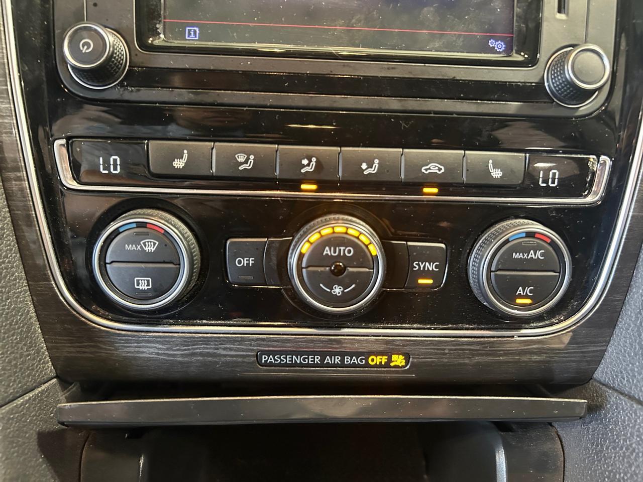 2017 Volkswagen Passat 1.8T SE with Technology New Braunfels TX