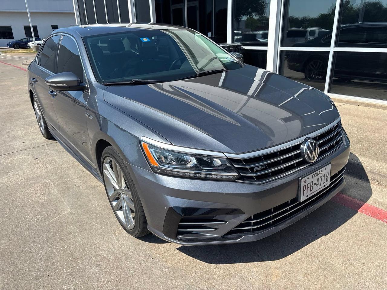 2017 Volkswagen Passat R-Line w/Comfort Pkg Hurst TX