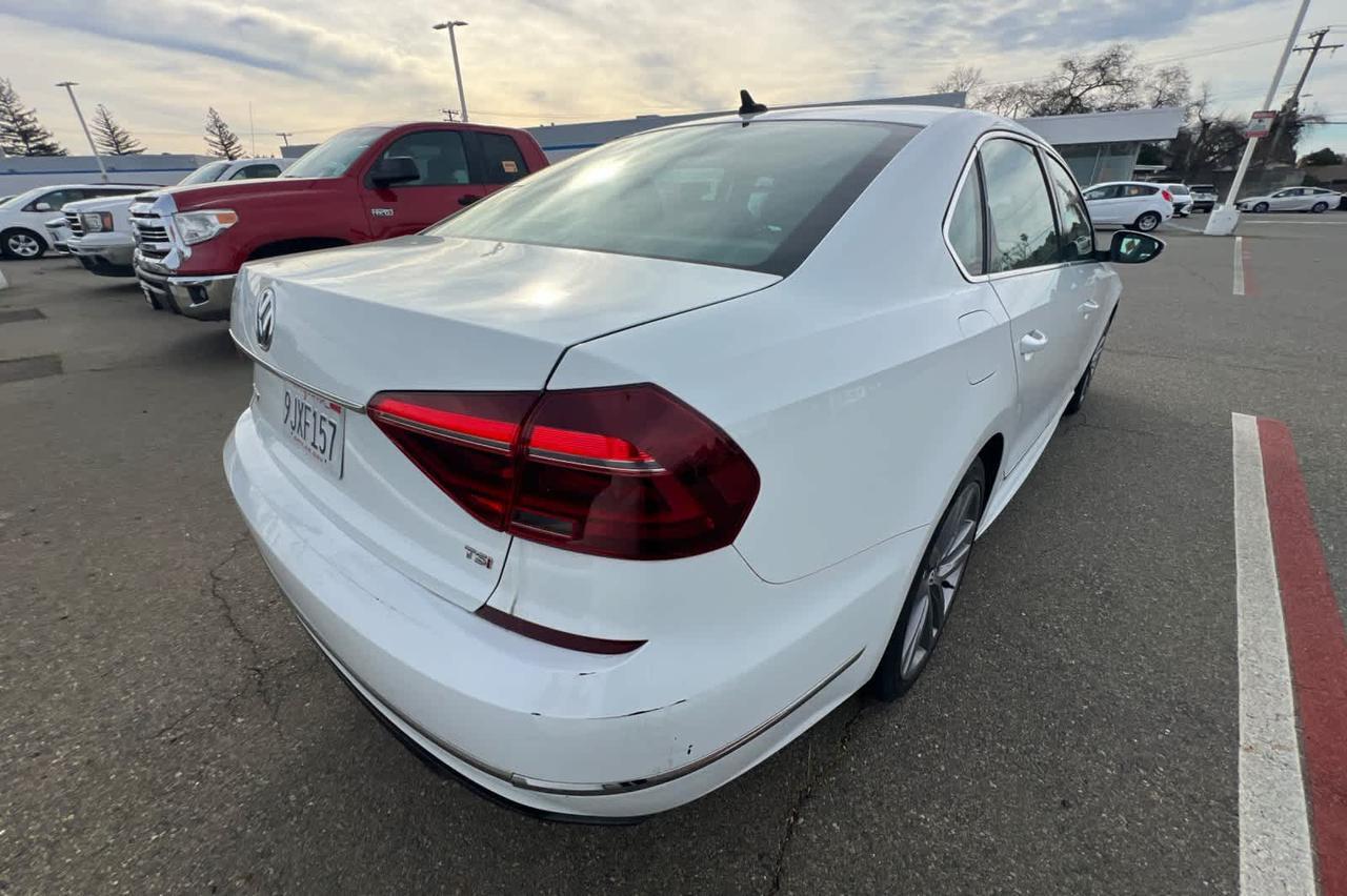 2017 Volkswagen Passat R-Line w/Comfort Pkg Roseville CA
