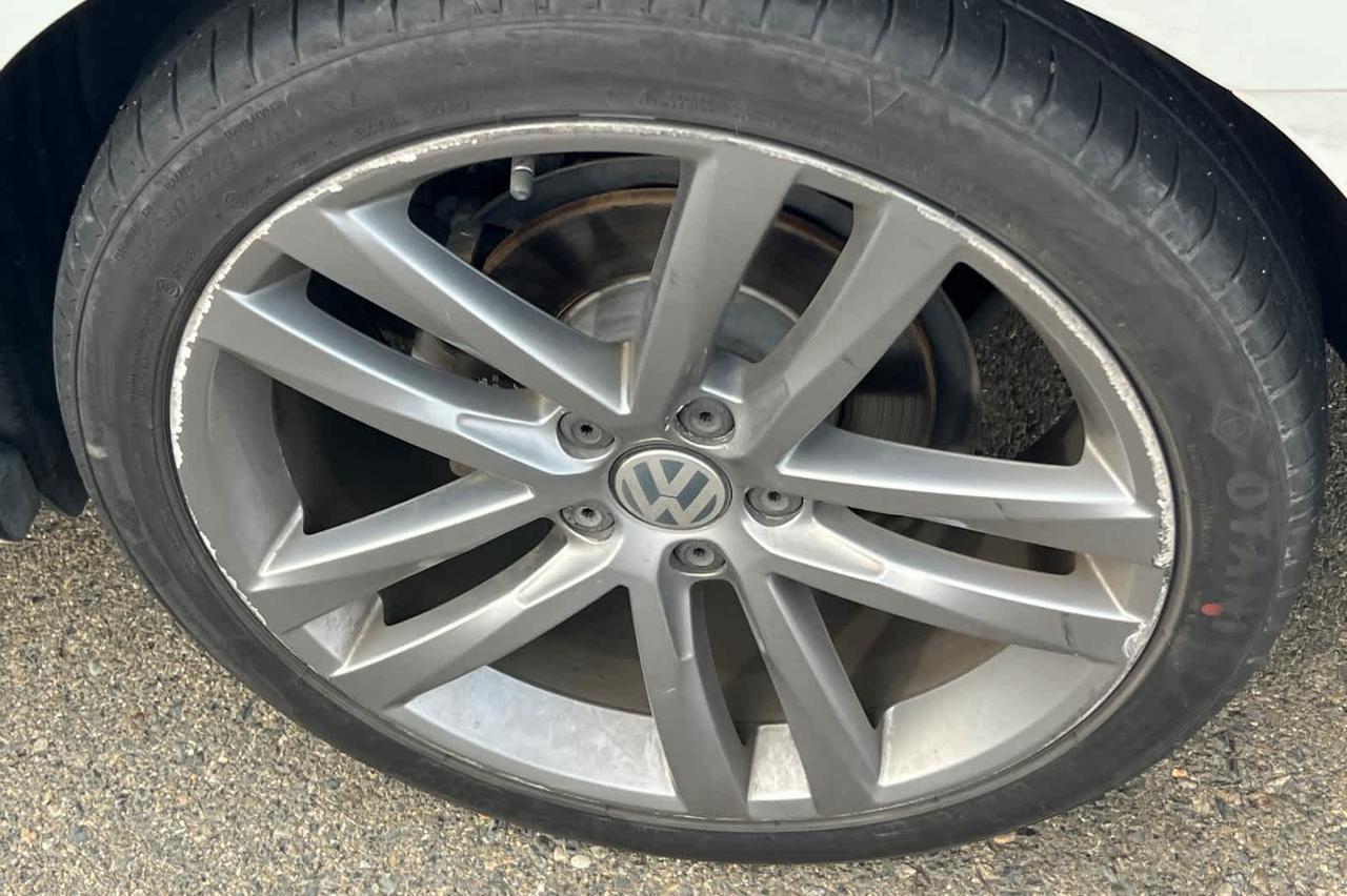 2017 Volkswagen Passat R-Line w/Comfort Pkg Roseville CA