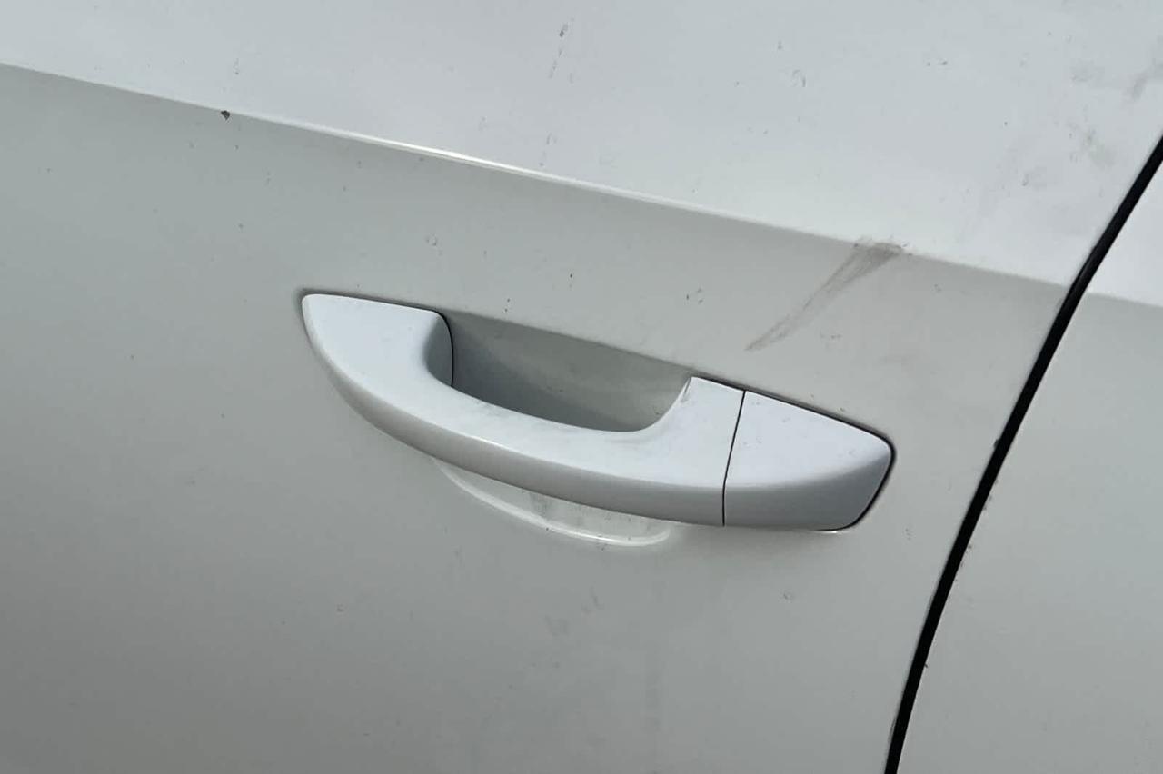 2017 Volkswagen Passat R-Line w/Comfort Pkg Roseville CA