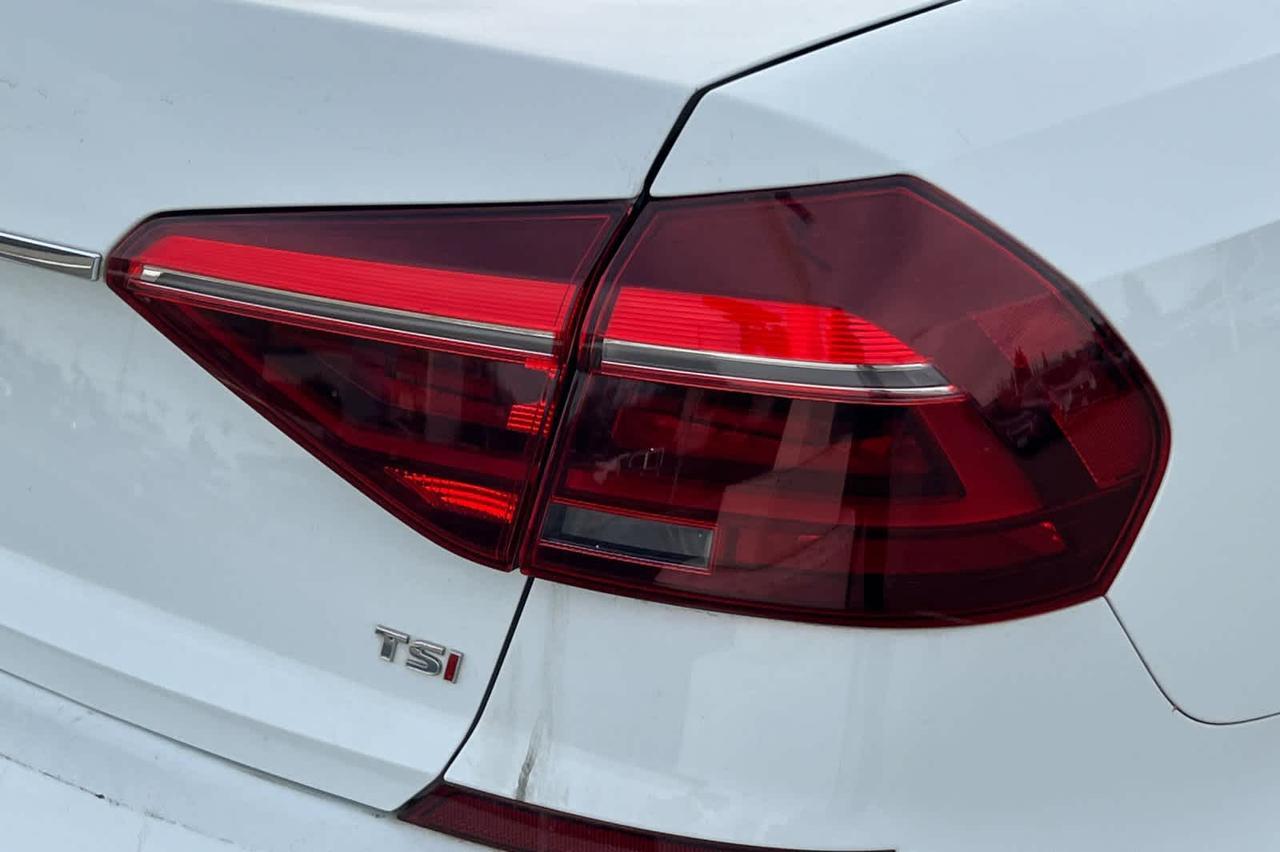 2017 Volkswagen Passat R-Line w/Comfort Pkg Roseville CA