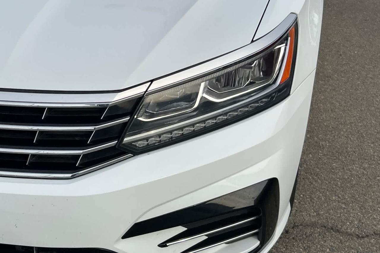 2017 Volkswagen Passat R-Line w/Comfort Pkg Roseville CA