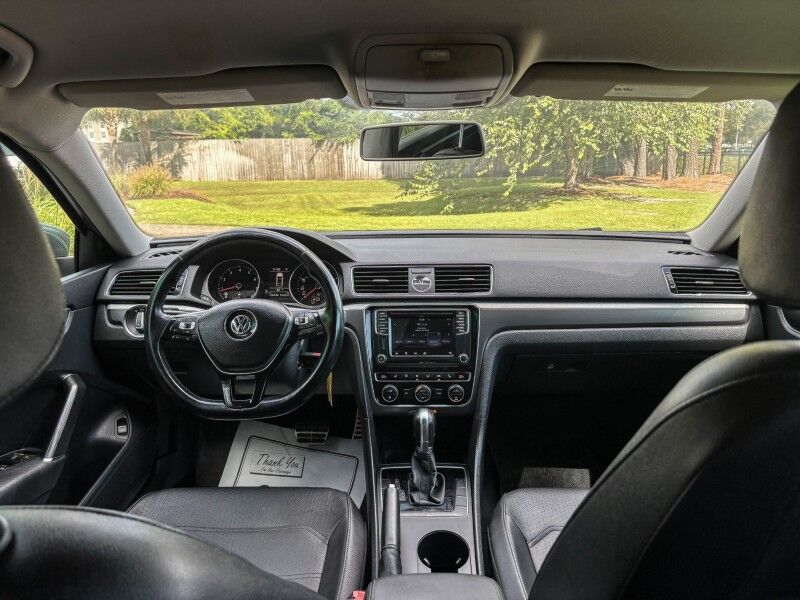 2017 Volkswagen Passat R-Line w/Comfort Pkg Wilmington NC