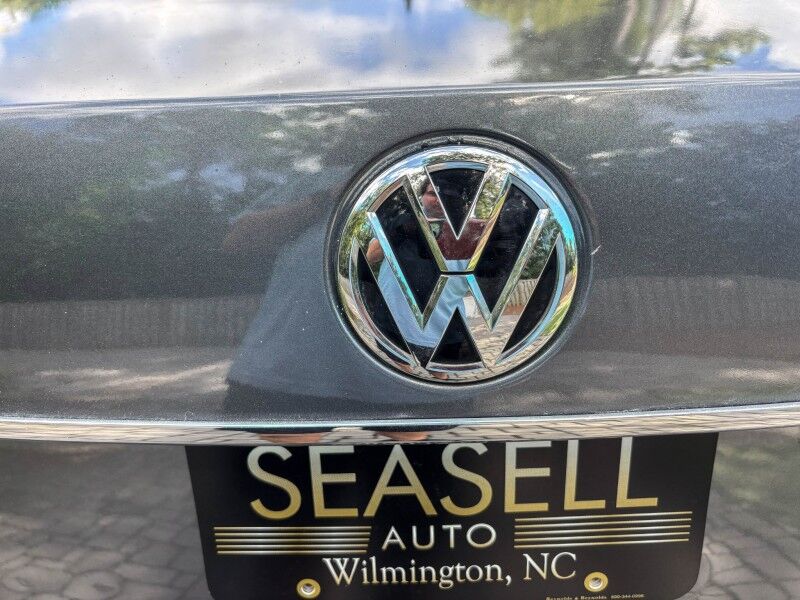 2017 Volkswagen Passat R-Line w/Comfort Pkg Wilmington NC