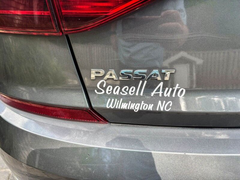 2017 Volkswagen Passat R-Line w/Comfort Pkg Wilmington NC