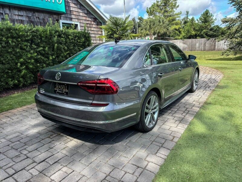 2017 Volkswagen Passat R-Line w/Comfort Pkg Wilmington NC