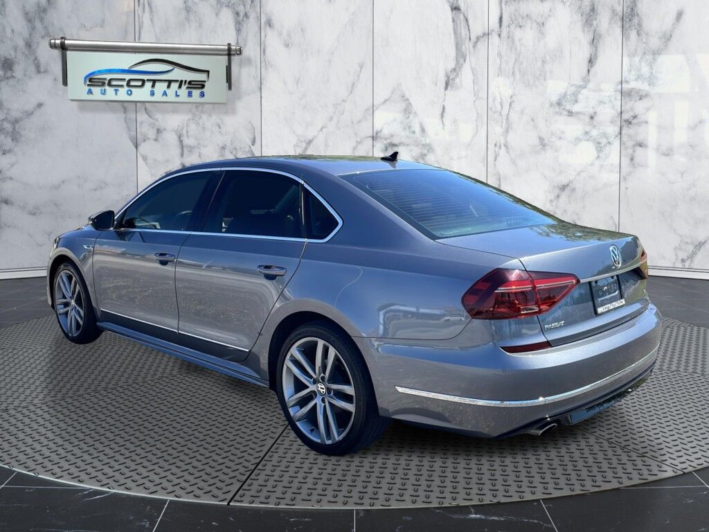2017 Volkswagen Passat R-Line w/Comfort Pkg~ADJUSTABLE LUMBAR~BLIND SPOT WARNING~BLUETOOTH~BRAKING ASSIST~CRUISE CONTROL~GROUND EFFECTS PACKAGE~HALOGEN HEADLIGTHS~HEATED SIDE MIRRORS~LOW MILES Sarasota FL