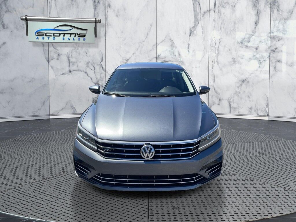 2017 Volkswagen Passat R-Line w/Comfort Pkg~ADJUSTABLE LUMBAR~BLIND SPOT WARNING~BLUETOOTH~BRAKING ASSIST~CRUISE CONTROL~GROUND EFFECTS PACKAGE~HALOGEN HEADLIGTHS~HEATED SIDE MIRRORS~LOW MILES Sarasota FL