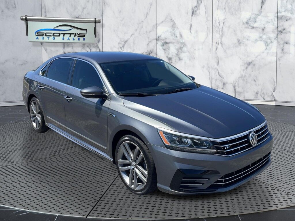 2017 Volkswagen Passat R-Line w/Comfort Pkg~ADJUSTABLE LUMBAR~BLIND SPOT WARNING~BLUETOOTH~BRAKING ASSIST~CRUISE CONTROL~GROUND EFFECTS PACKAGE~HALOGEN HEADLIGTHS~HEATED SIDE MIRRORS~LOW MILES Sarasota FL