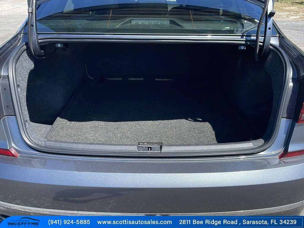 2017 Volkswagen Passat R-Line w/Comfort Pkg~ADJUSTABLE LUMBAR~BLIND SPOT WARNING~BLUETOOTH~BRAKING ASSIST~CRUISE CONTROL~GROUND EFFECTS PACKAGE~HALOGEN HEADLIGTHS~HEATED SIDE MIRRORS~LOW MILES Sarasota FL