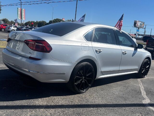 2017 Volkswagen Passat S 6A