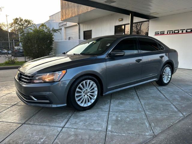 2017 Volkswagen Passat SE 6A